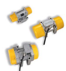 Wacker Neuson offers a range of external vibrators (the AR3, AR5, and AR7), each of which provides maximum performance under extreme conditions with continuous operation.