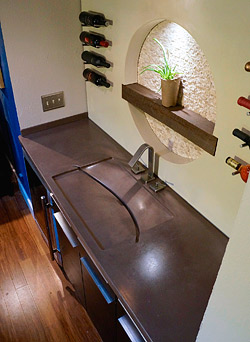 Peoples Choice Award Runner Up The Curve, by Greyscape Studio Concrete Mix: Cheng D-FRC Color: Mohave Gold and Custom Project Location: Colorado