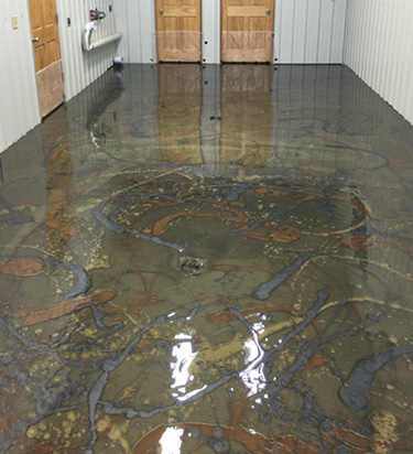 The second coat of PT1 epoxy with the metallic additives is applied.