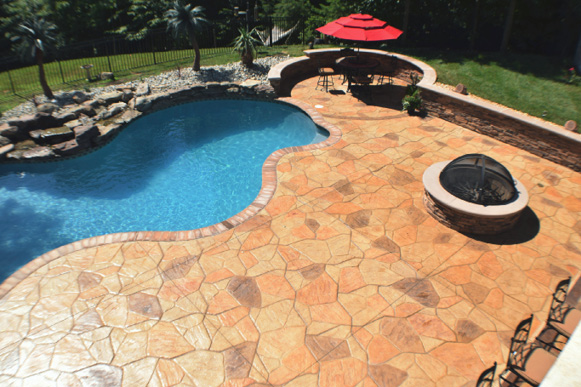 The contractor delivered a sophisticated and stylish backyard transformation, despite an 18-foot elevation difference from one side of the yard to the other.