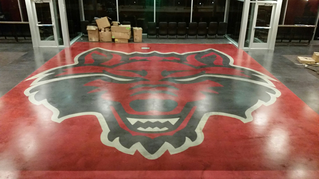 Second Runner-up White River Flooring Searcy, Arkansas Wolf mascot