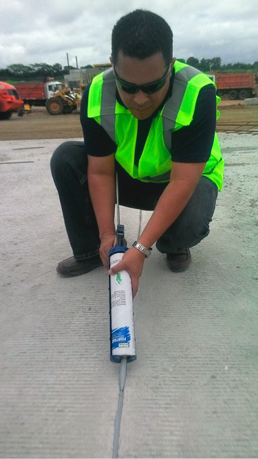 hand-held joint filler cartridge