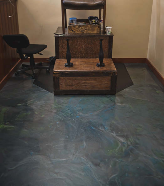 Epoxy in blue and purples on concrete
