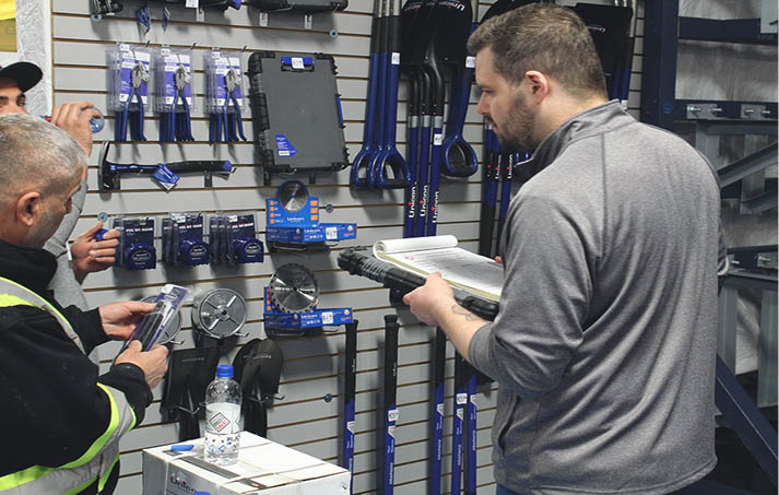 During events that cater to vendor-direct sales, contractors/end users can see the product firsthand and talk to an expert about the product theyre interested in buying.