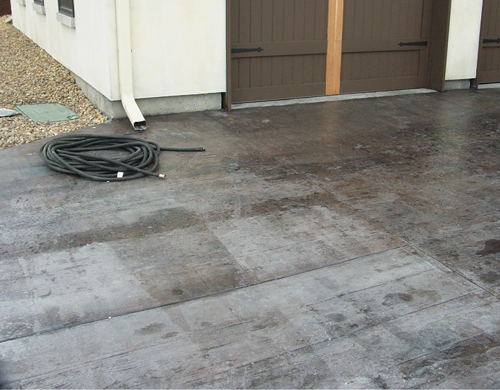 Applying a sealer thats high in acetone to a dark driveway in hot conditions may lead to rapid drying and blistering, and result in a blotchy and inconsistent finish.