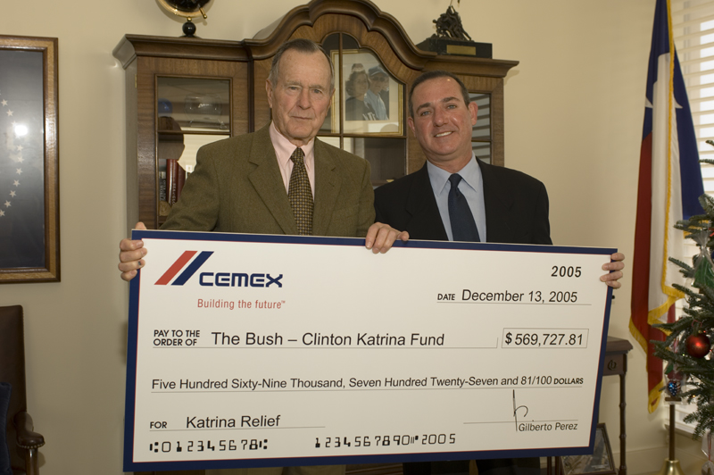 Gilberto Perez, president of CEMEX in the United States, delivered a check for nearly $570,000 to the Bush-Clinton Katrina Fund on behalf of CEMEX Inc., a leading producer of cement, concrete and concrete products.
