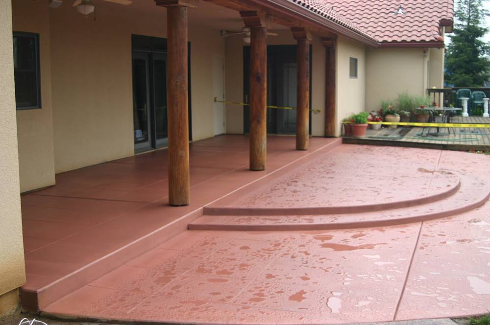 Outdoor Concrete Stains on a back patio