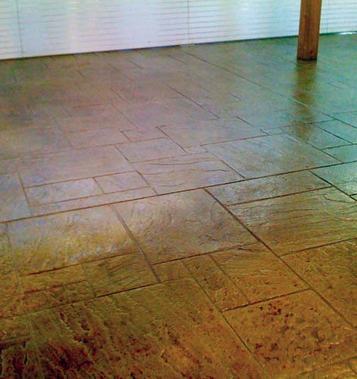 Using a commercial-grade pump-up sprayer, apply the CSS Emulsion and Reflector Enhancer mixture onto the prepped surface at a rate of 250 square feet per gallon.