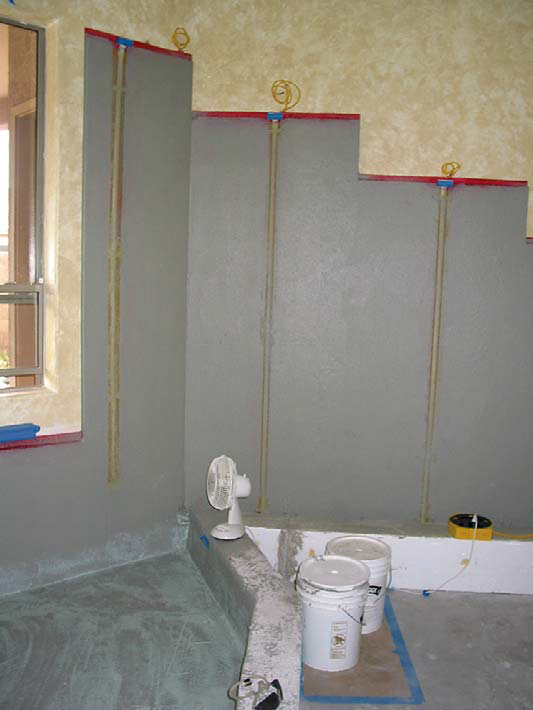 Richard DiGiacomo of Europa Artisans offers seminars on installing weeping walls. They might seem complicated to do, but they are very simple, DiGiacomo says. Weeping walls create a very soothing atmosphere.