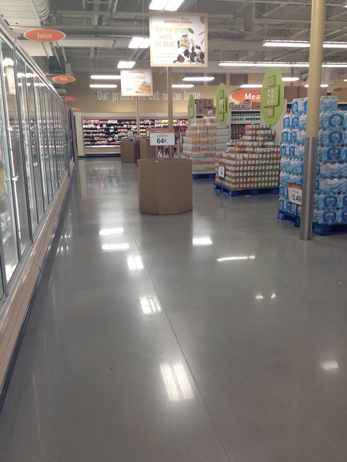 A grocery store with polished concrete.