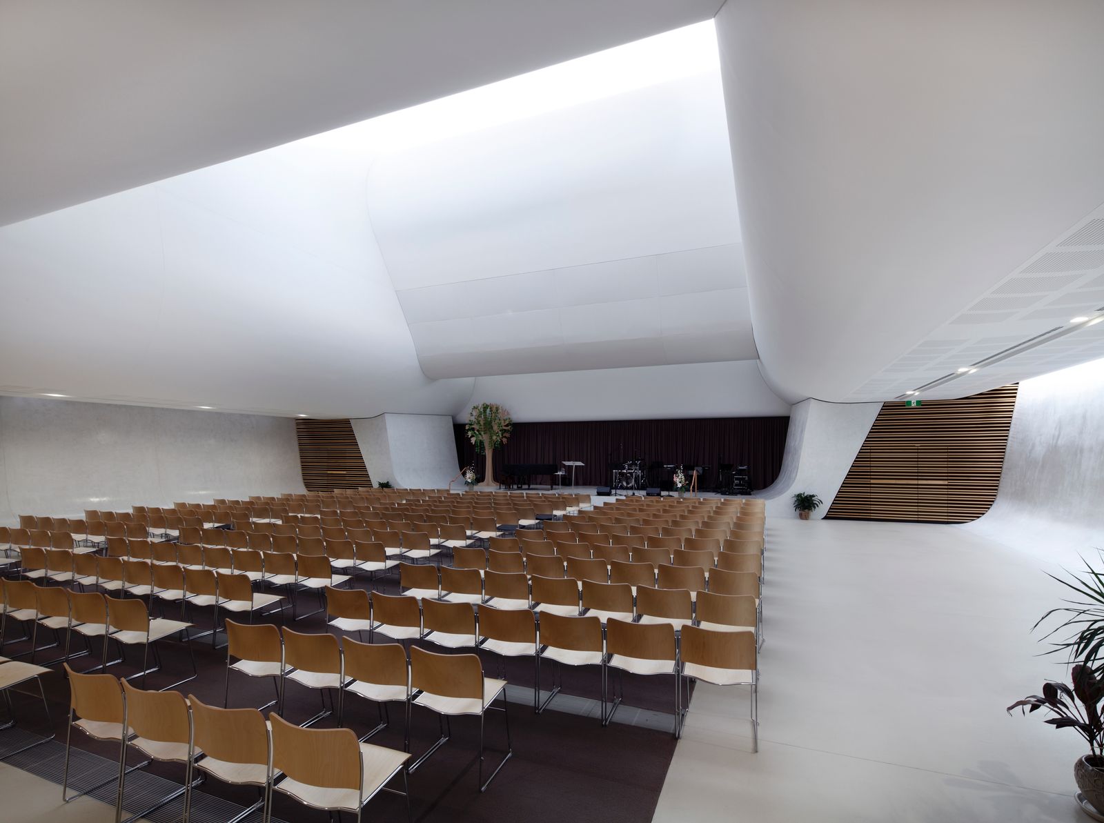 Honestone polished concrete Barnaby's Church Concrete Decor