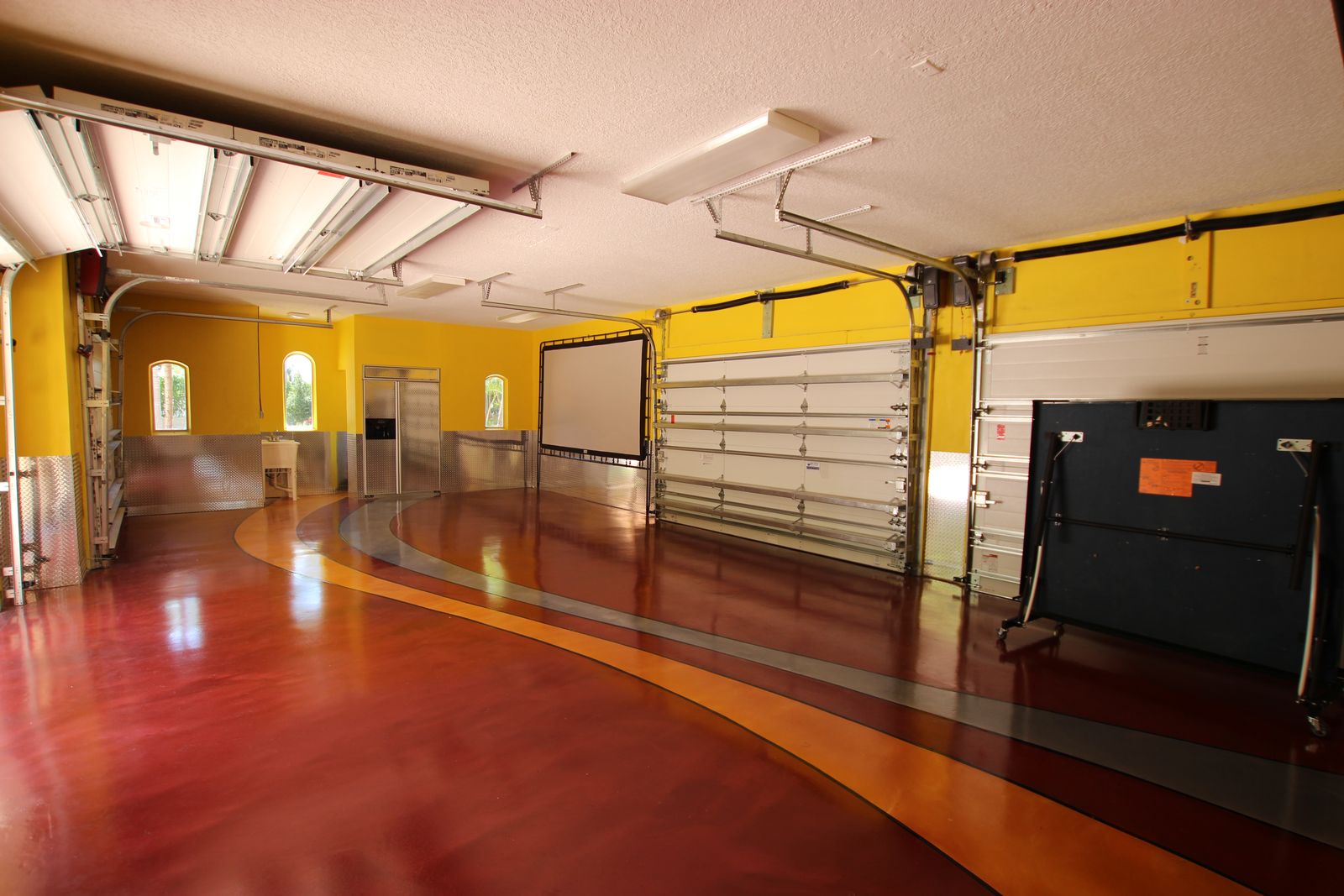 Vanilla Ice Project garage floor