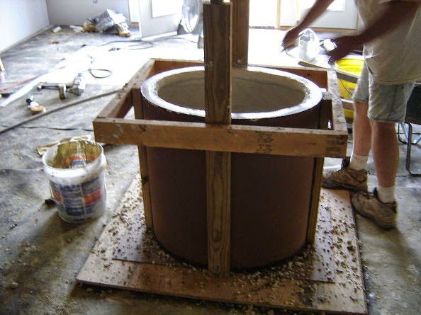 She writes that she has used this same Buddy Rhodes technique for multiple tabletops as well as the countertop and tub surround in her master bathroom.