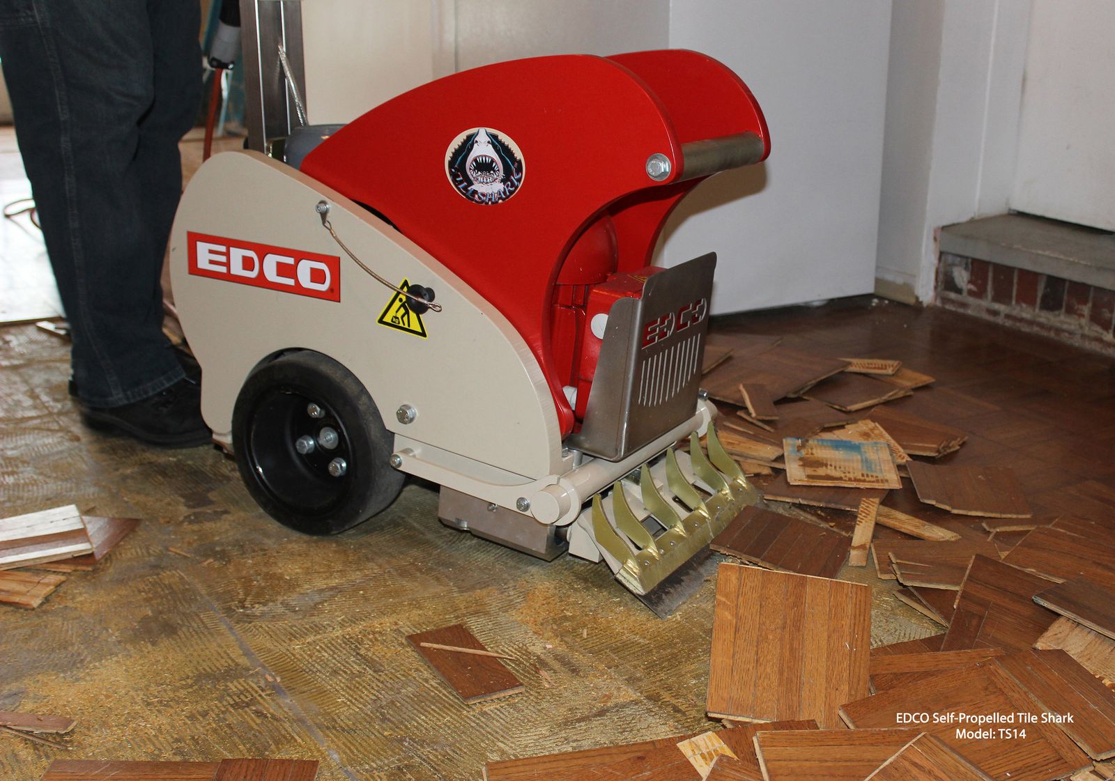 EDCo will also show Wedge-Less Grinder accessories which it began offering during 2014.  The new items are part of the Dyma-Slider accessory system.