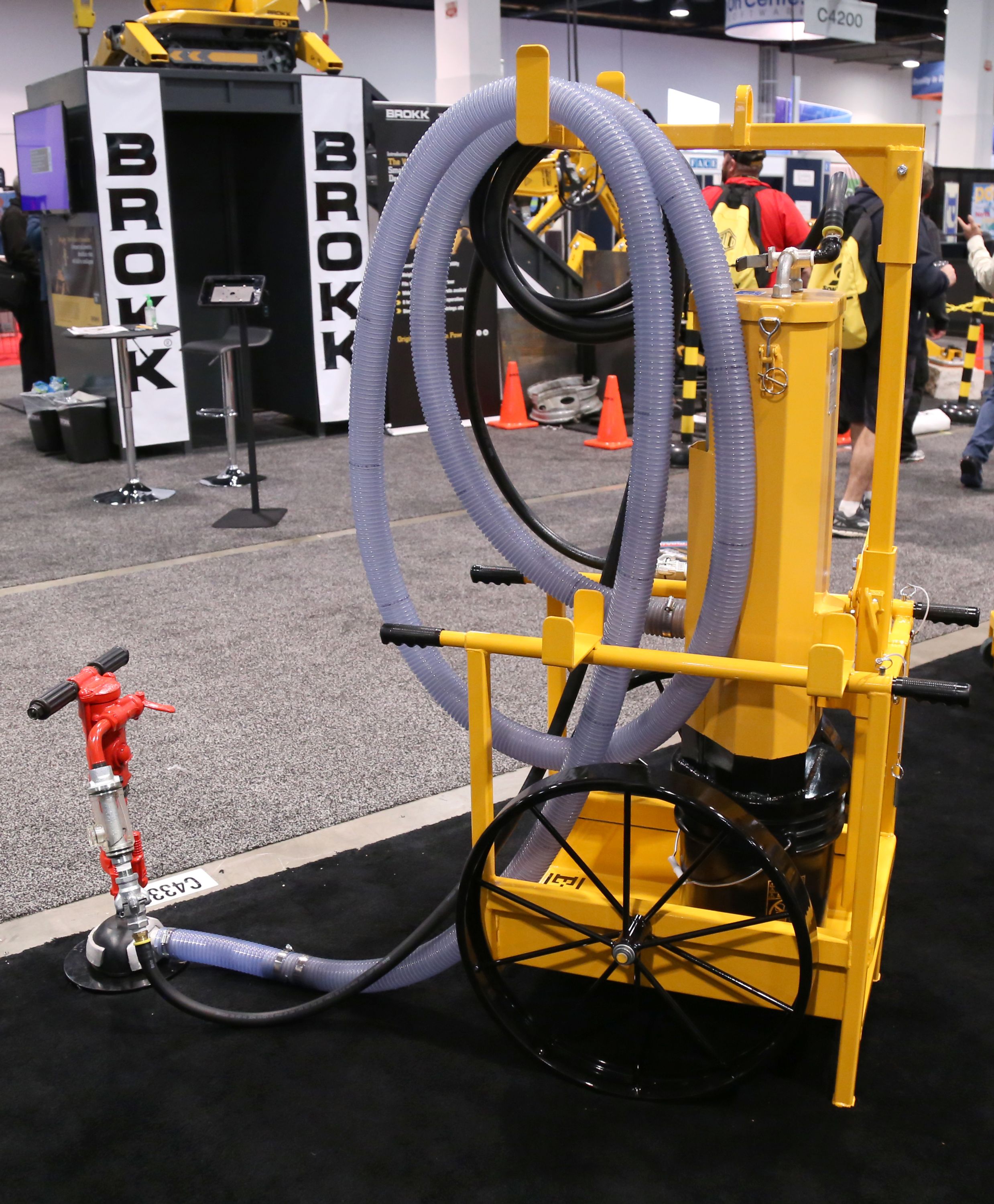E-Z Drill Inc., a concrete dowel drill manufacturer, launched a Dust Collection Cart that can be used with handheld drills.