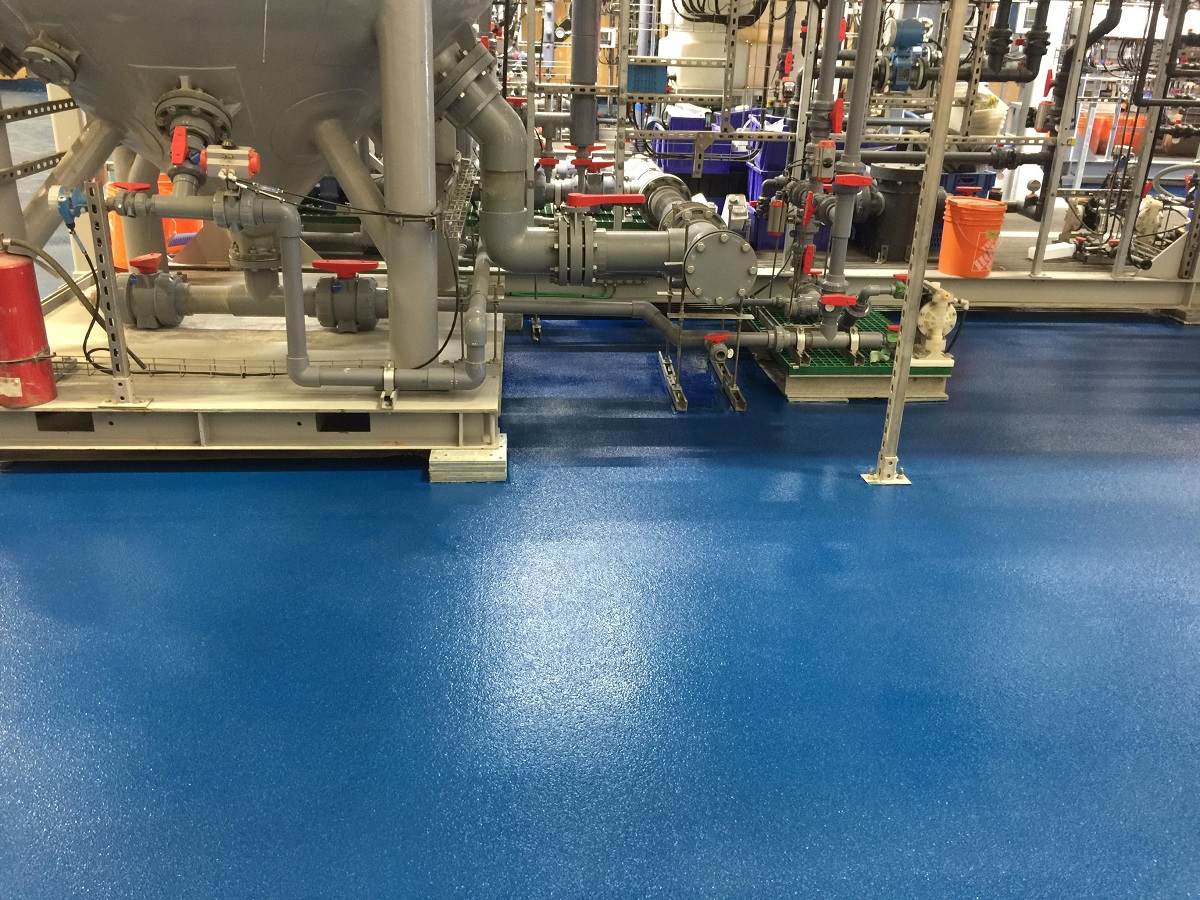 The floor needs to withstand exposure to concentrated leachate sulphuric acid 98 sodium hydroxide 50 and biocides.