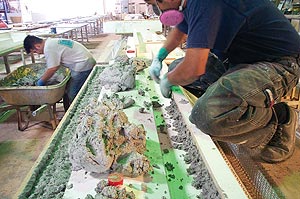 Countertop Molds - Dont bite off more than you can pour. Fu-Tung Cheng recommends starting out on small projects. Larger ones can get away from an inexperienced fabricator.
