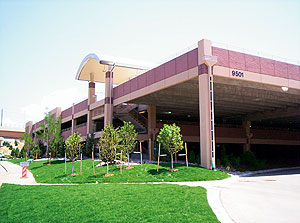 The open system of the Panorama IV parking structure in Denver includes beautifully decorated architectural concrete columns and spandrels on the exterior. The textures were created with form liners.